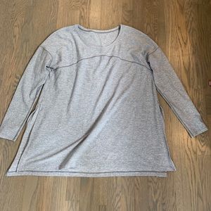Lululemon women’s long sleeve shirt